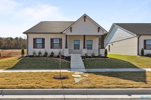 2114 Kanteen Street Huntsville AL 35811