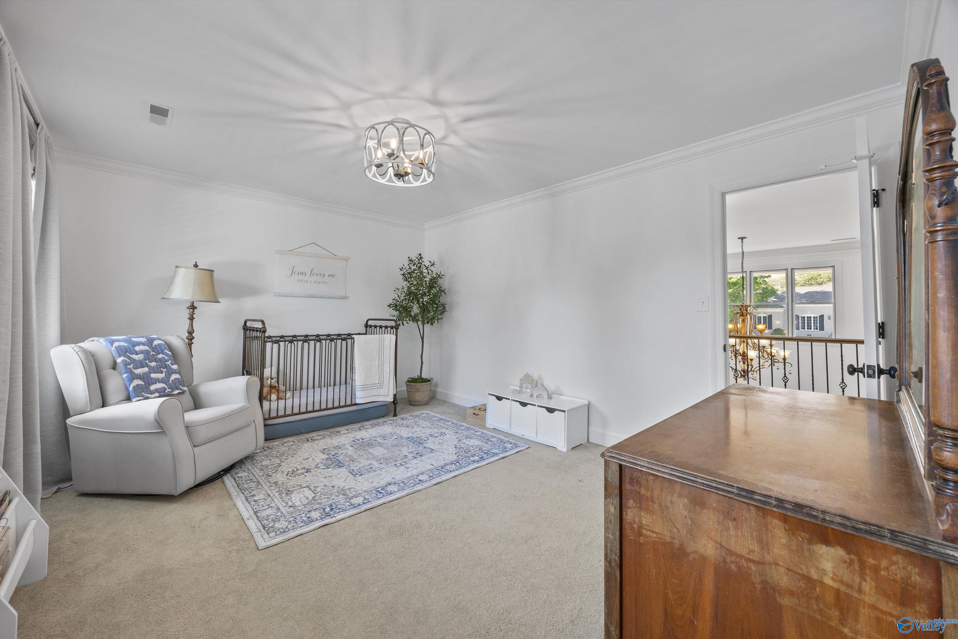 Huntsville, Alabama, 35802, United States, 5 Bedrooms Bedrooms, ,5 BathroomsBathrooms,Residential,Active,2037546