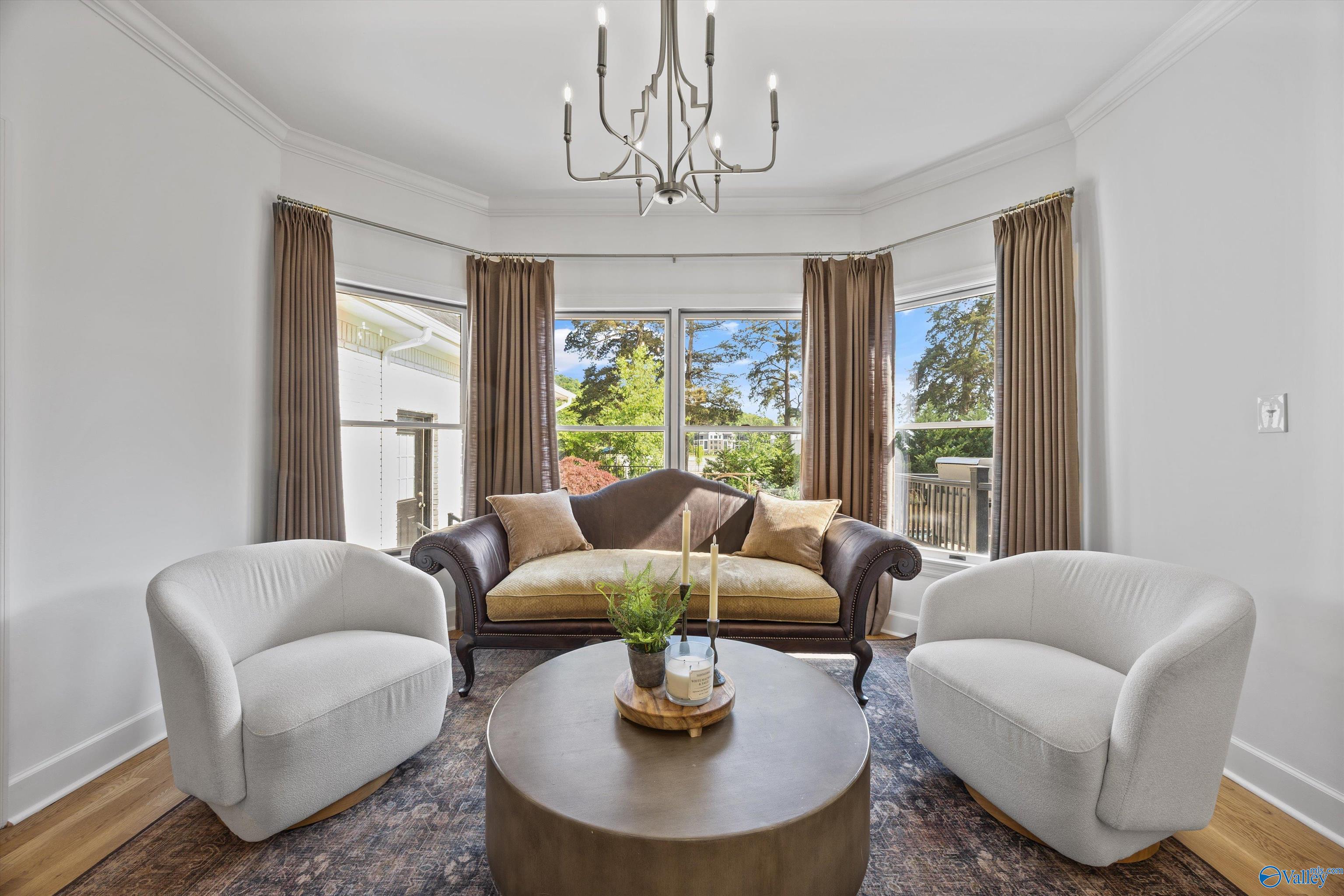 Huntsville, Alabama, 35802, United States, 5 Bedrooms Bedrooms, ,5 BathroomsBathrooms,Residential,Active,2037546