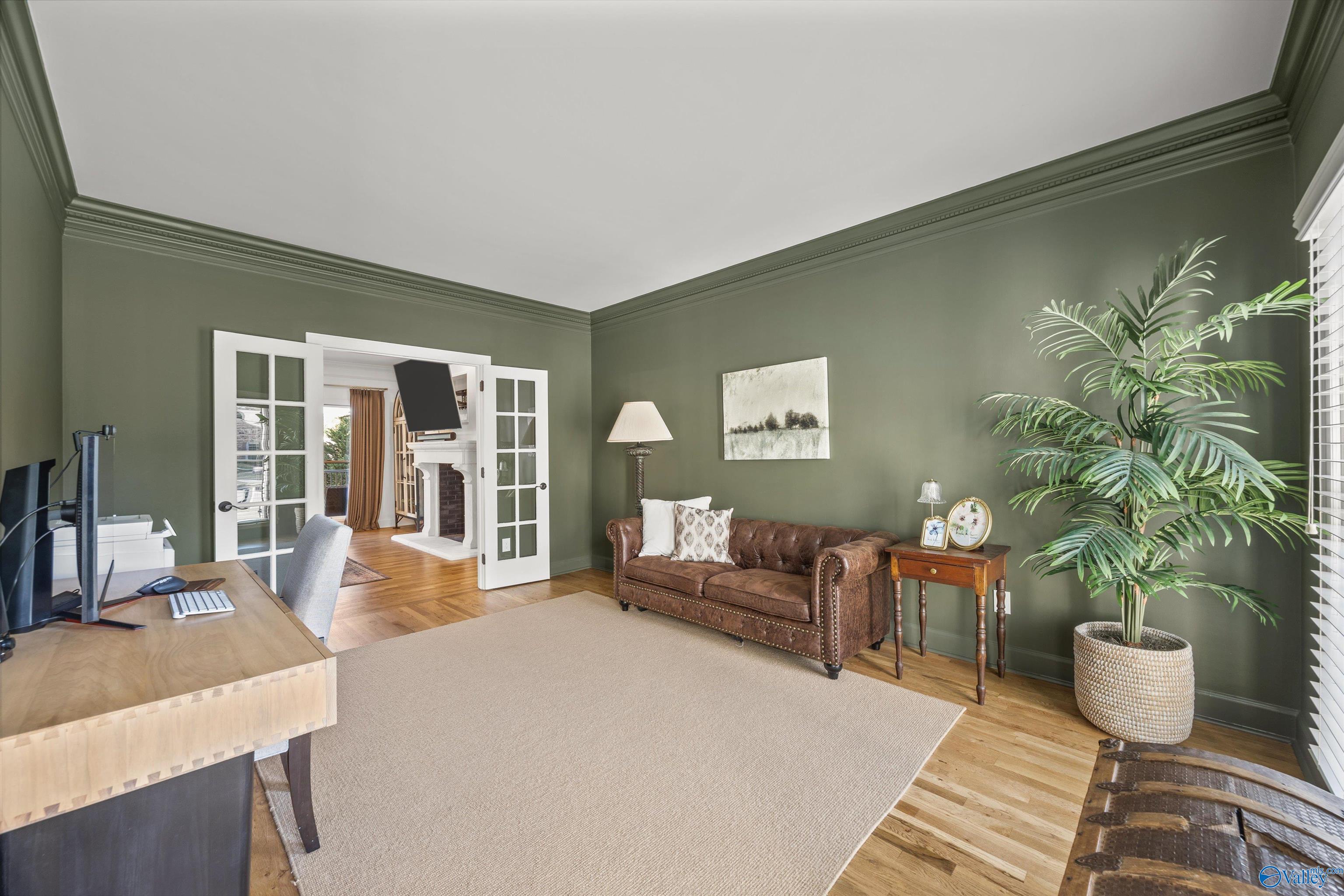 Huntsville, Alabama, 35802, United States, 5 Bedrooms Bedrooms, ,5 BathroomsBathrooms,Residential,Active,2037546