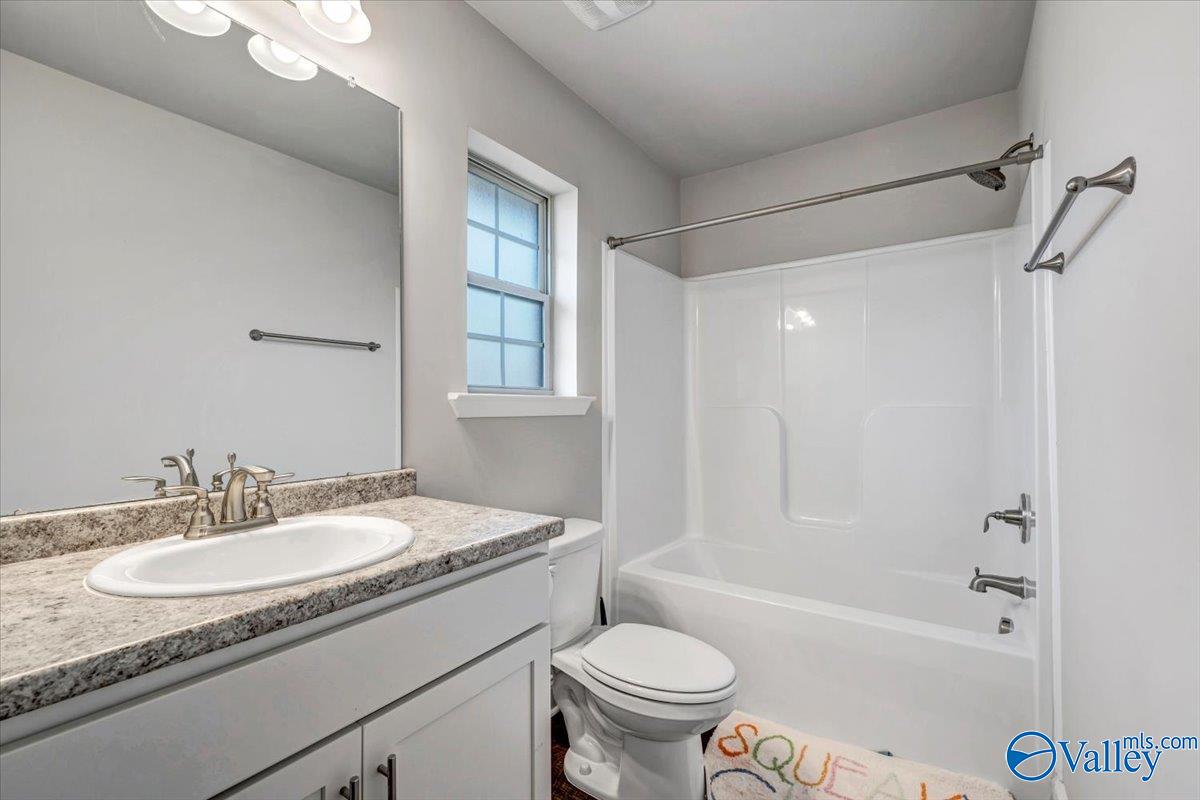 6220 SE Eagle Point Circle, Owens Cross Roads, Alabama image 30