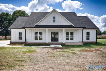 27968 Shannon Road Ardmore AL 35739