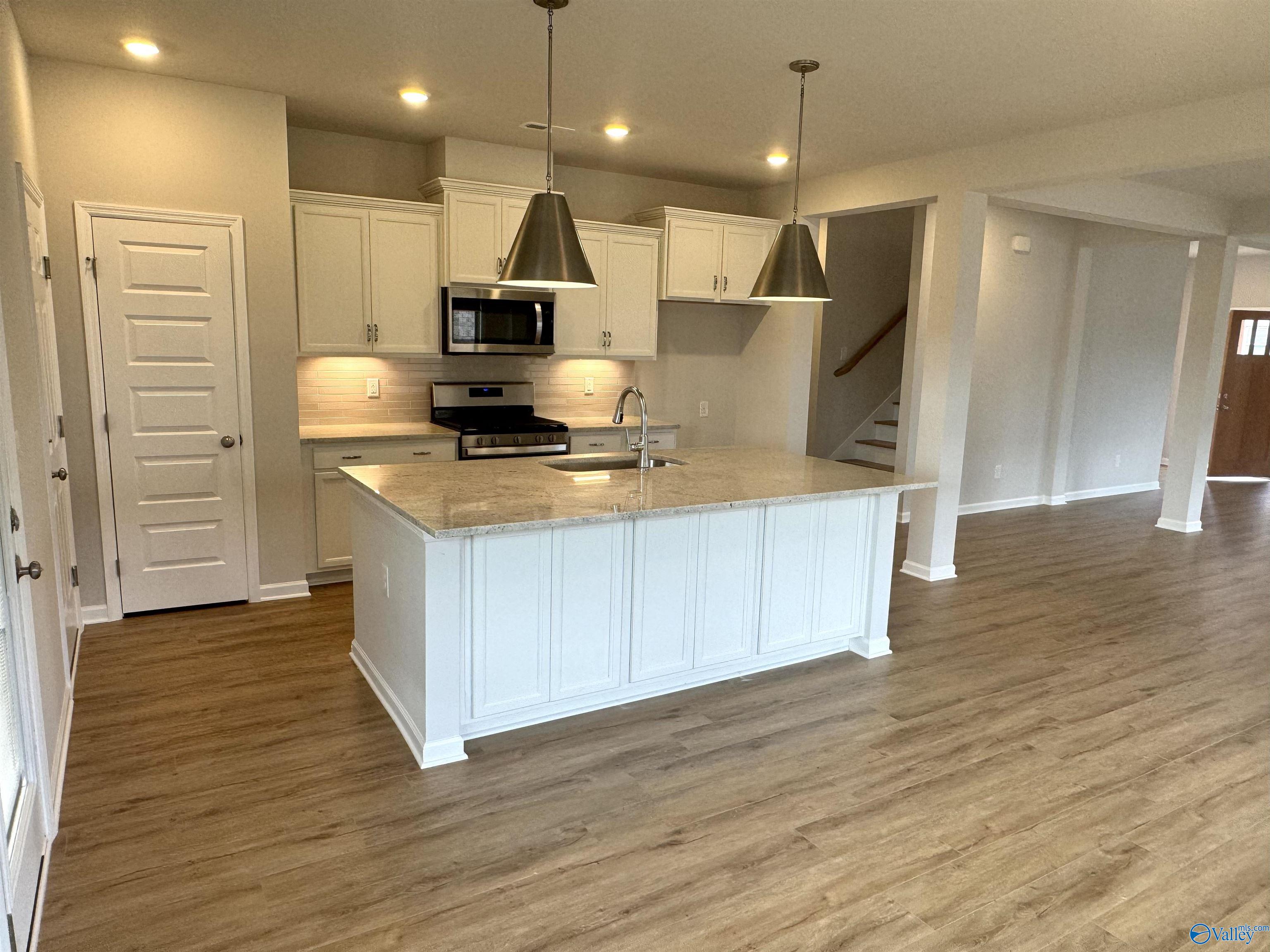 17359 Chelsea Street