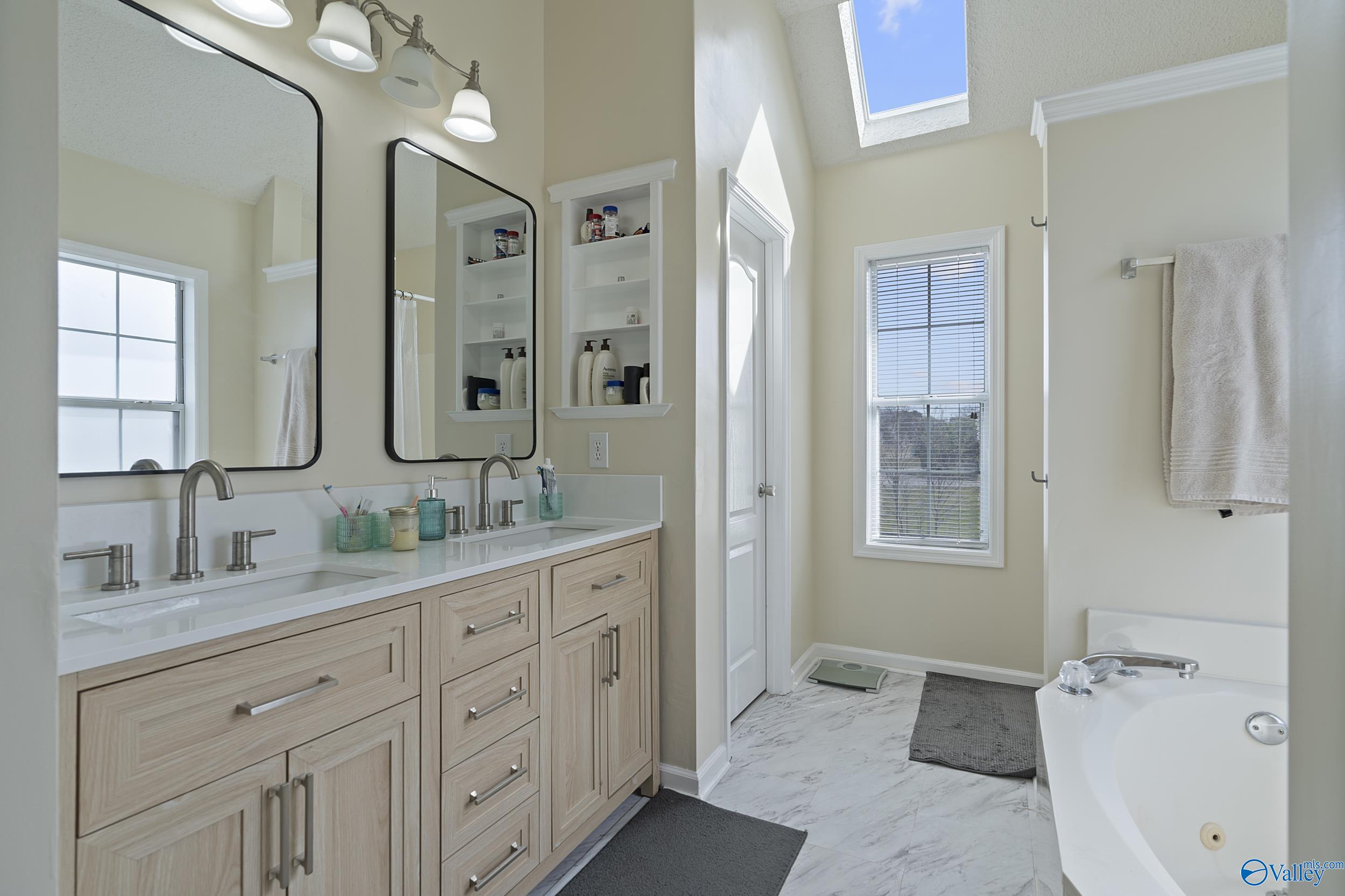 105 Eastfield Drive, Madison, Alabama image 13