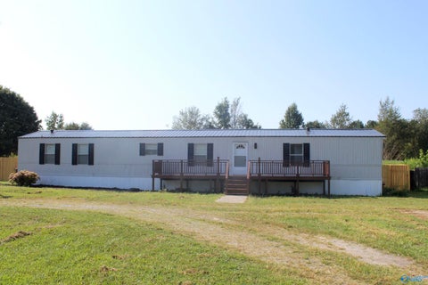 Mobile Home For Sale - 24104 Bain Road<br/> Athens, AL 35613