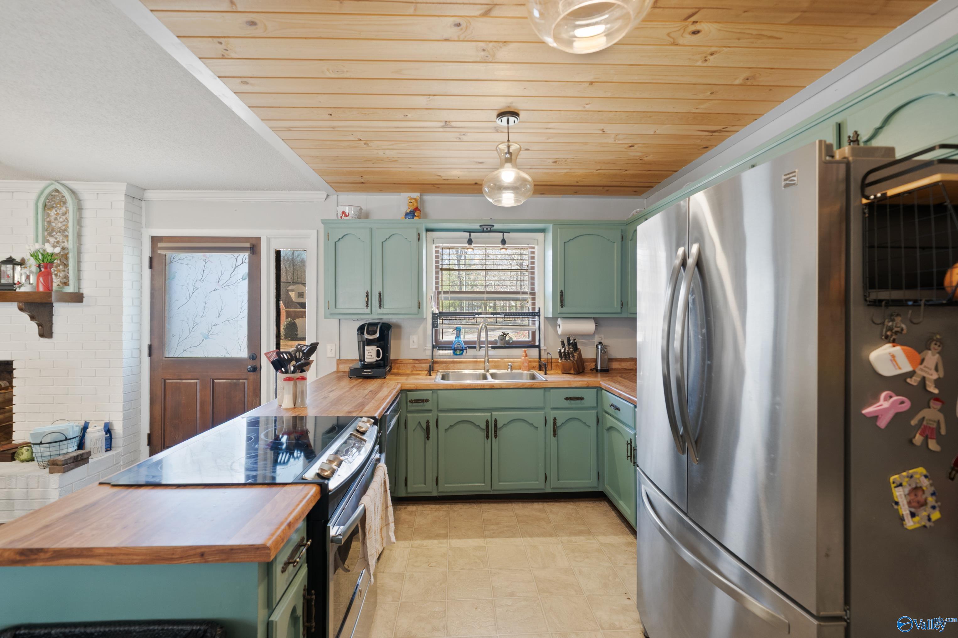 801 Colonial Drive, Arab, Alabama image 12