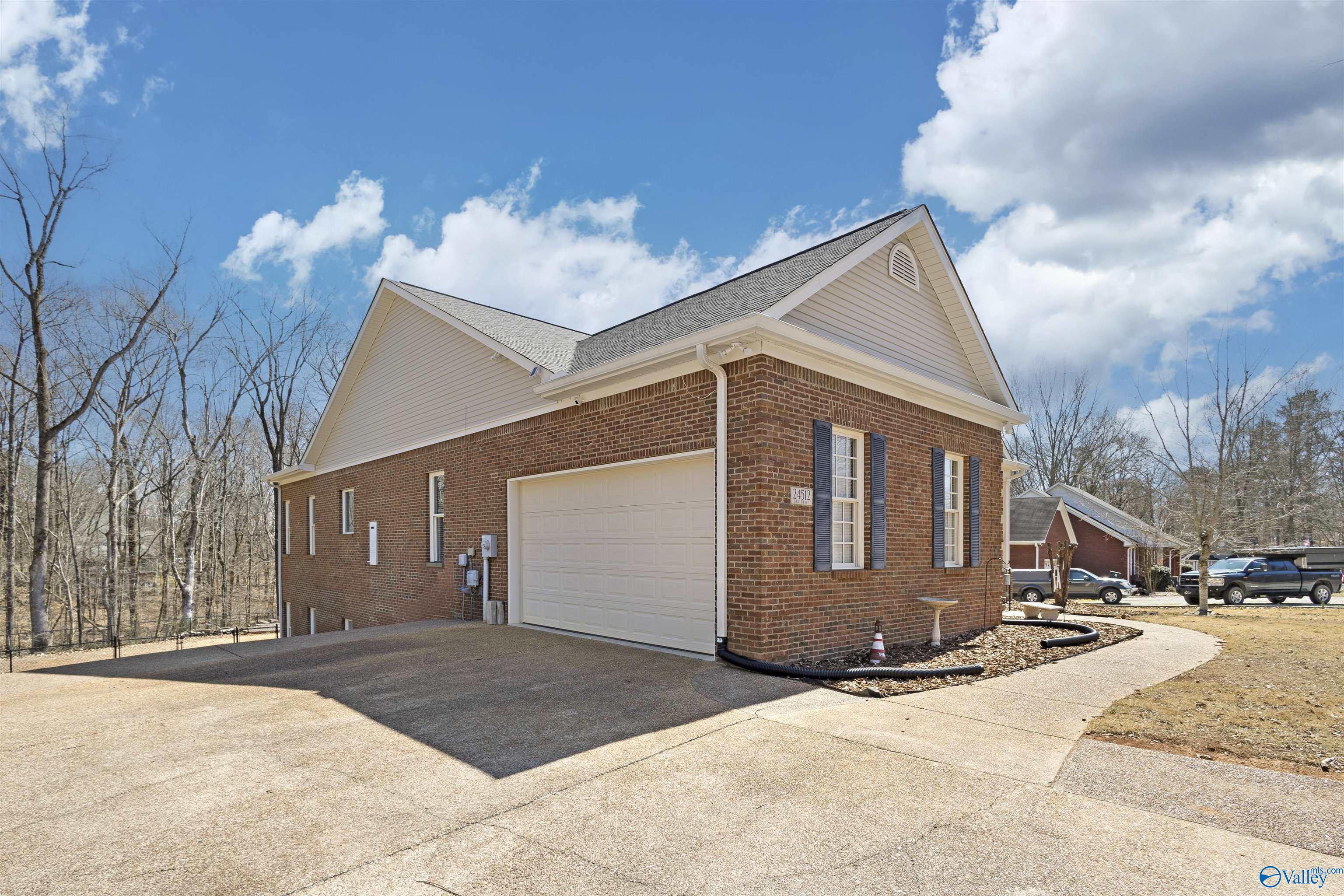 24512 Oak Drive, Elkmont, Alabama image 45
