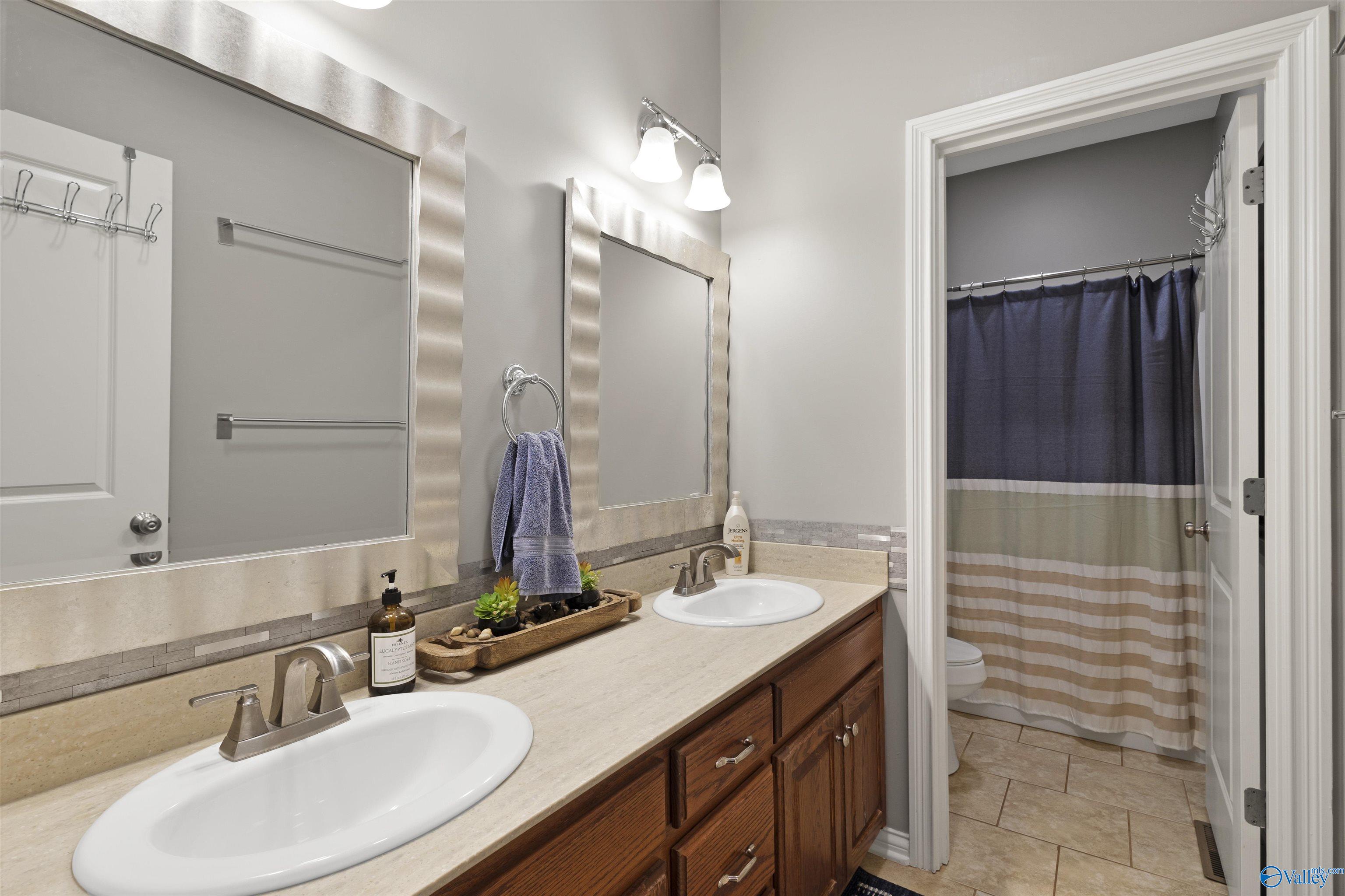 24512 Oak Drive, Elkmont, Alabama image 12