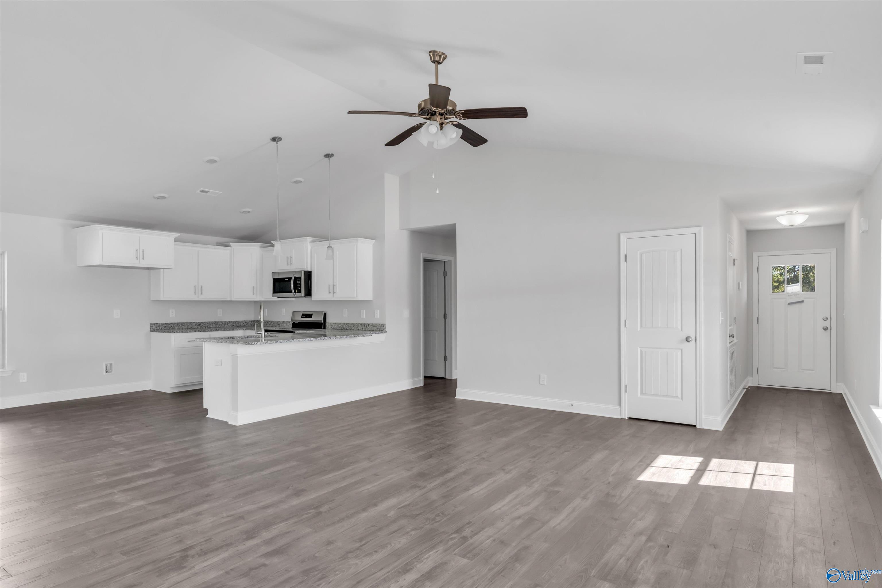 15326 Lapwing Cove, Athens, Alabama image 3