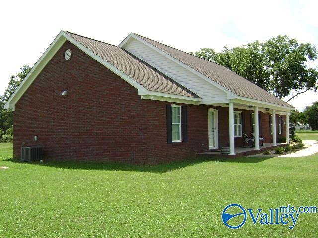 6110 Danville Road, Hartselle, Alabama image 17