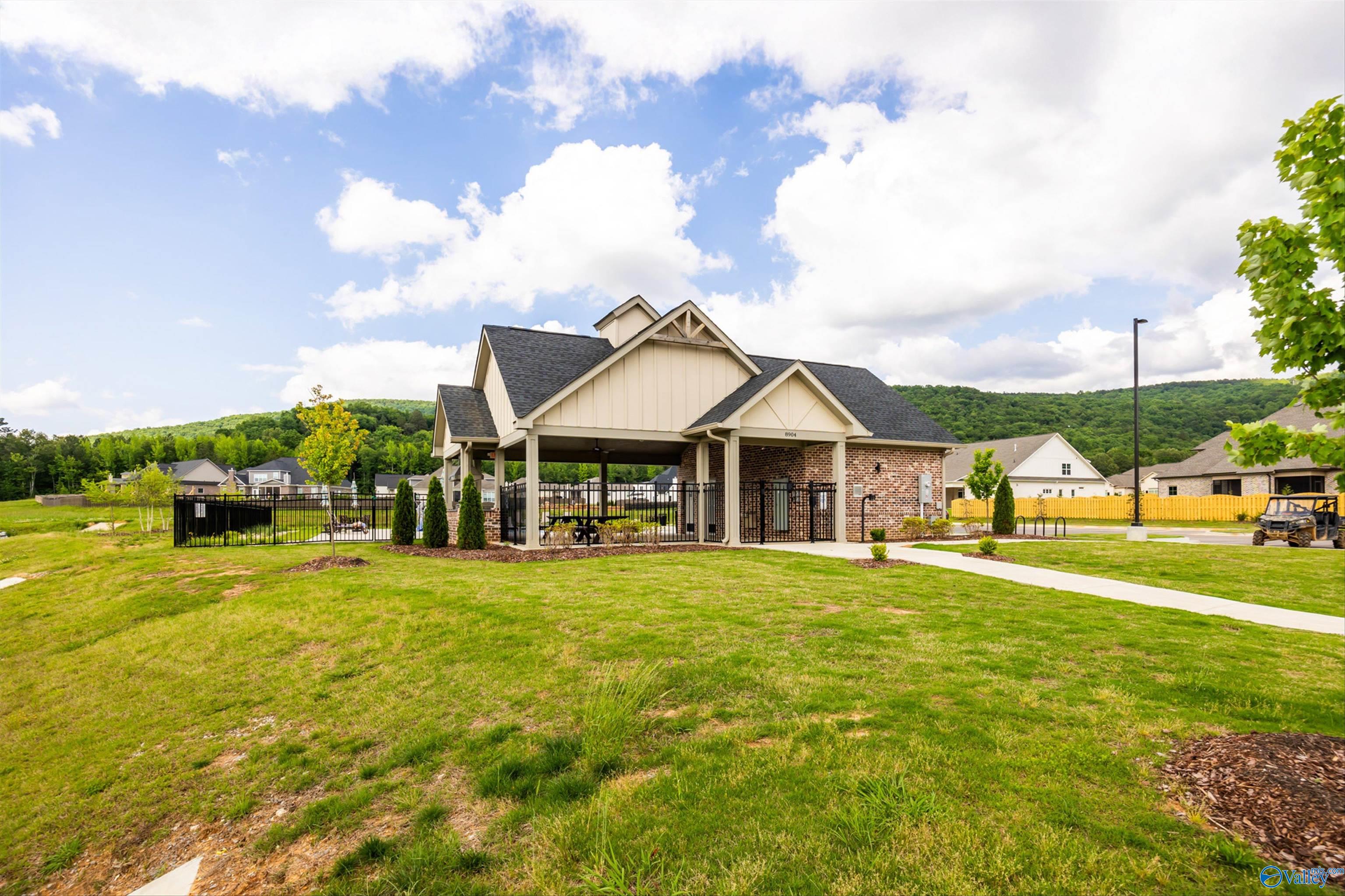7114 Hickory Cove Way, Gurley, Alabama image 39