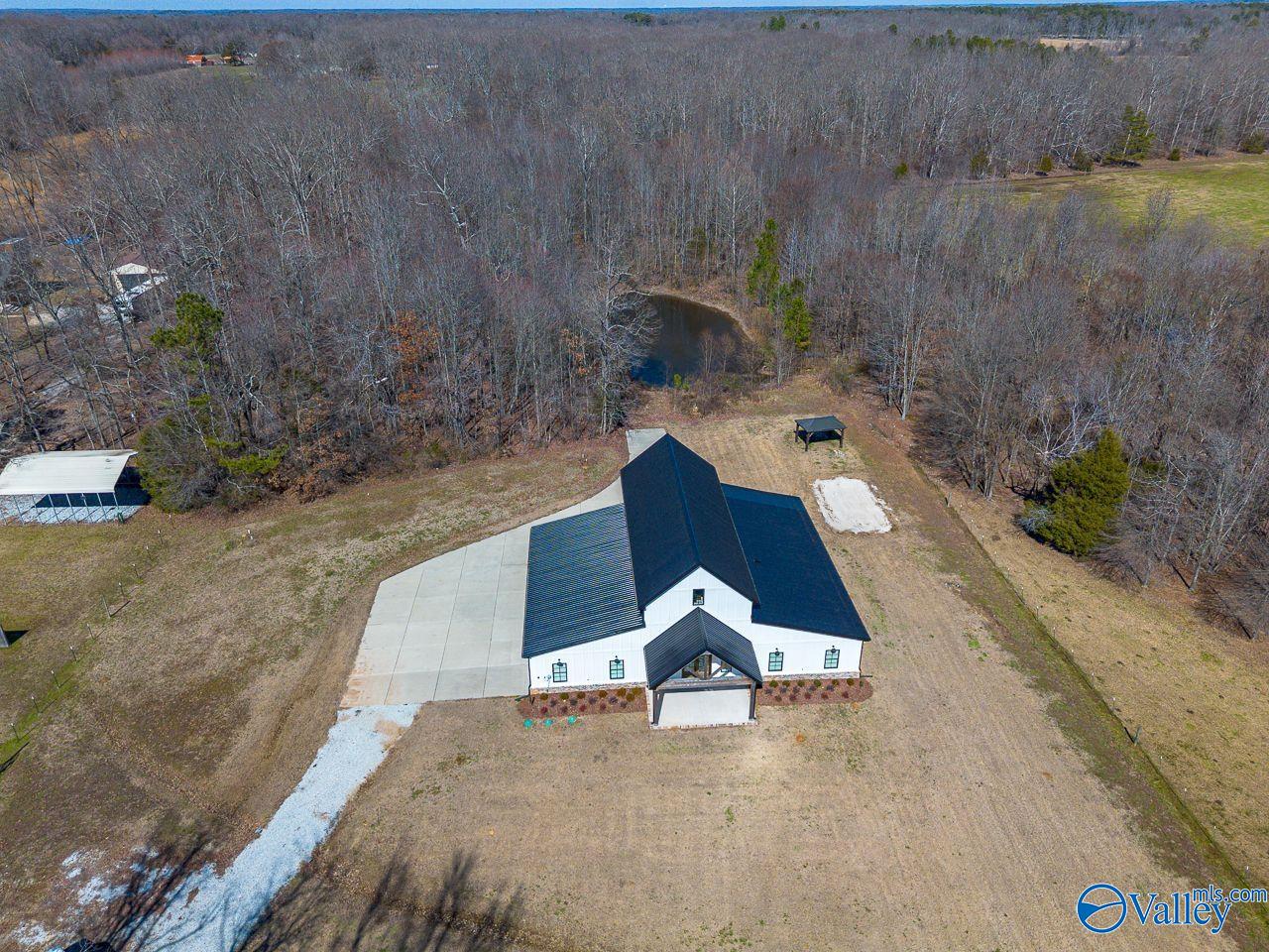 12317 Quinn Road, Athens, Alabama image 8
