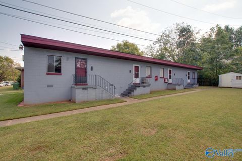 Apartment For Rent - 1330 Oshaughnessy Avenue #A<br/> Huntsville, AL 35801