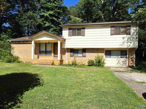 Homes For Sale - 520 Seaborn Drive<br/> Huntsville, AL 35806
