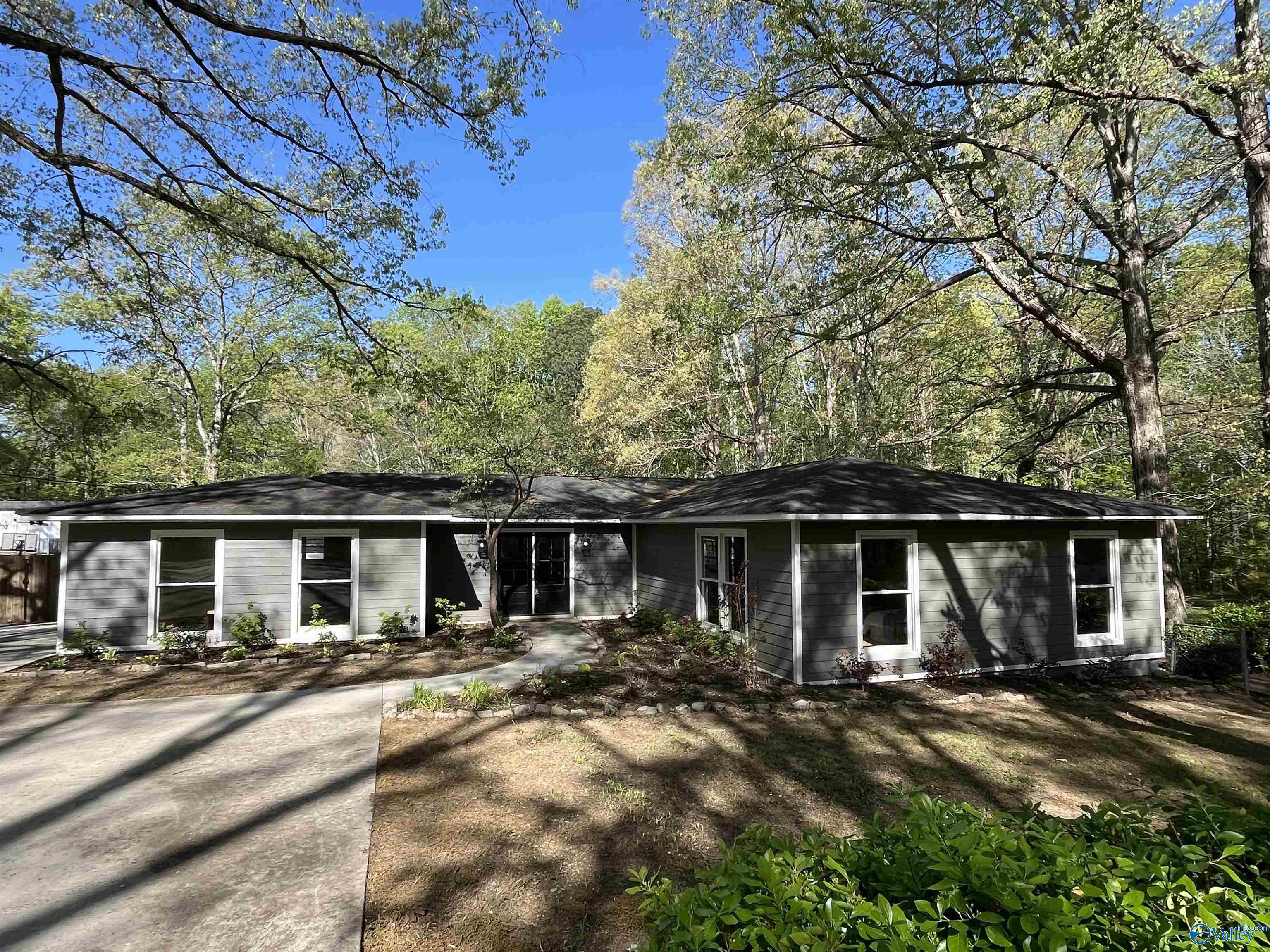 1345 Kelley Drive, Arab, Alabama image 2