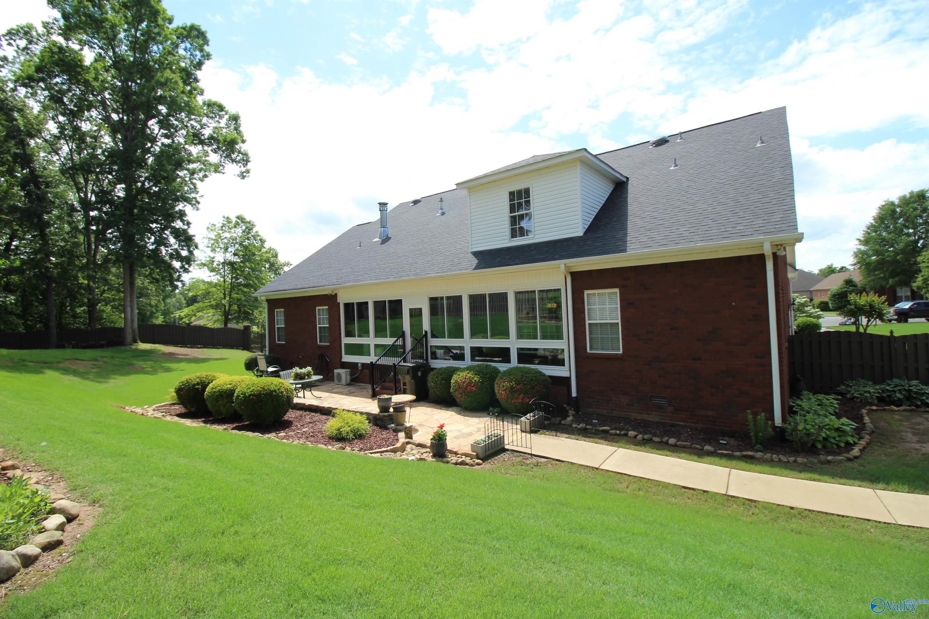 242 Bishop Farm Way, Huntsville, Alabama image 4