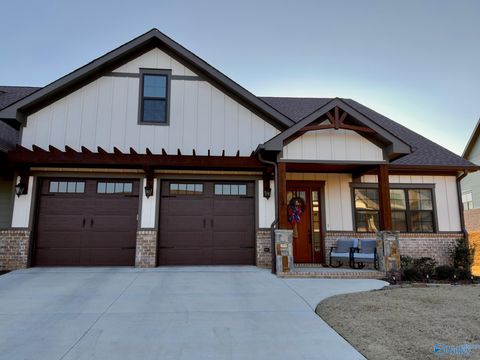 Photo of 148 Whistling Straits Way, Guntersville, AL 35976 (MLS # 21909490)