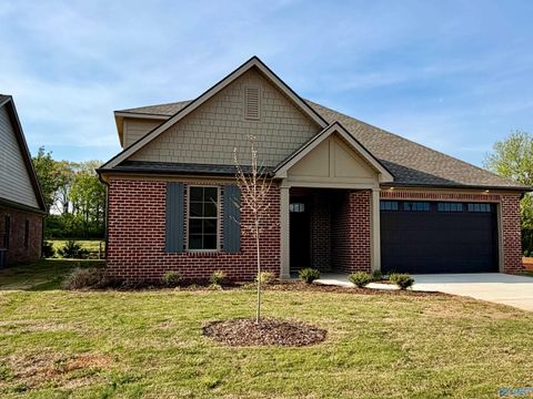 21766 Hemlock Drive Athens AL 35613