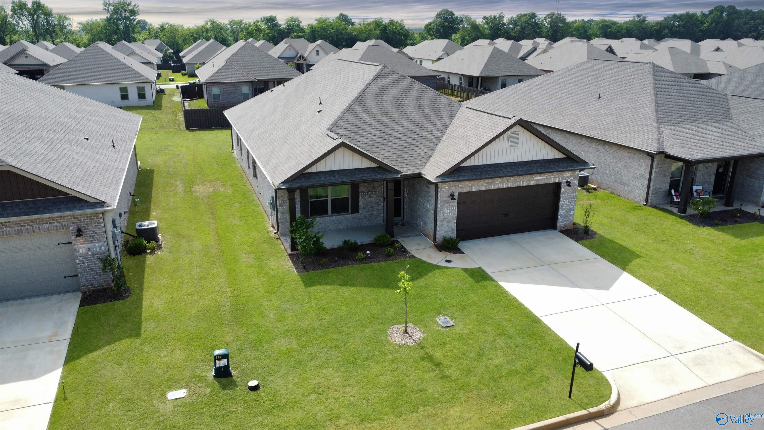 14801 Demarie Lane, Athens, Alabama image 31
