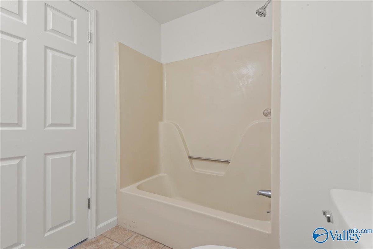 304 Ohara Drive, Albertville, Alabama image 25