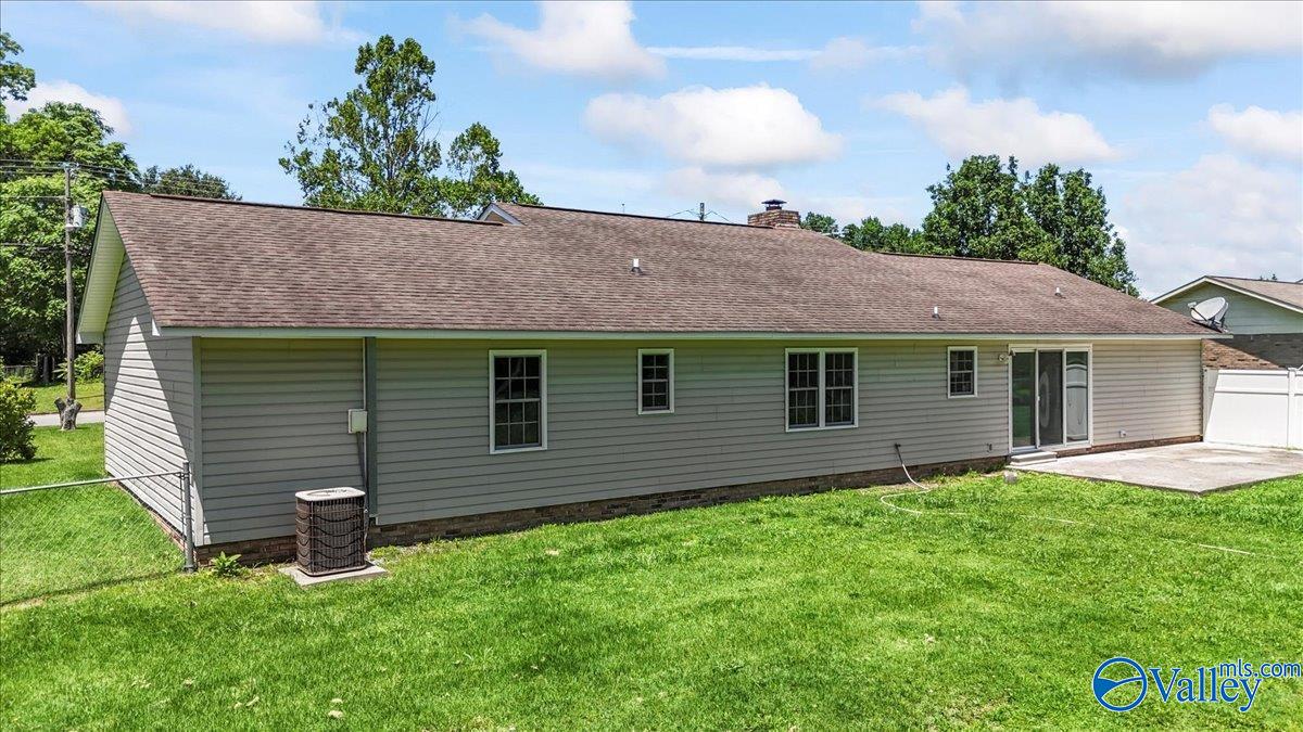 304 Ohara Drive, Albertville, Alabama image 12