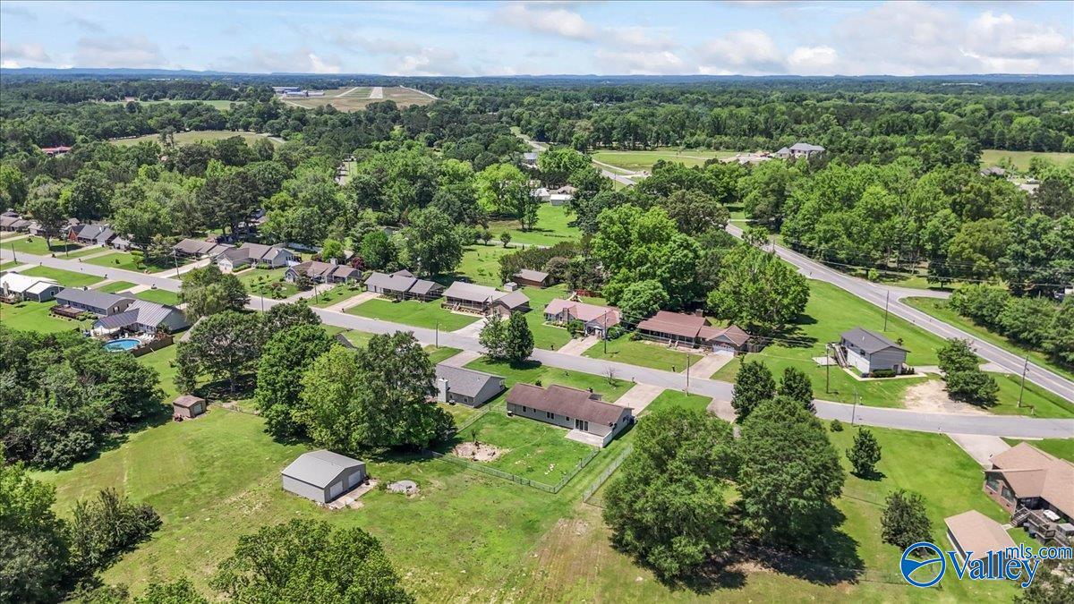 304 Ohara Drive, Albertville, Alabama image 8