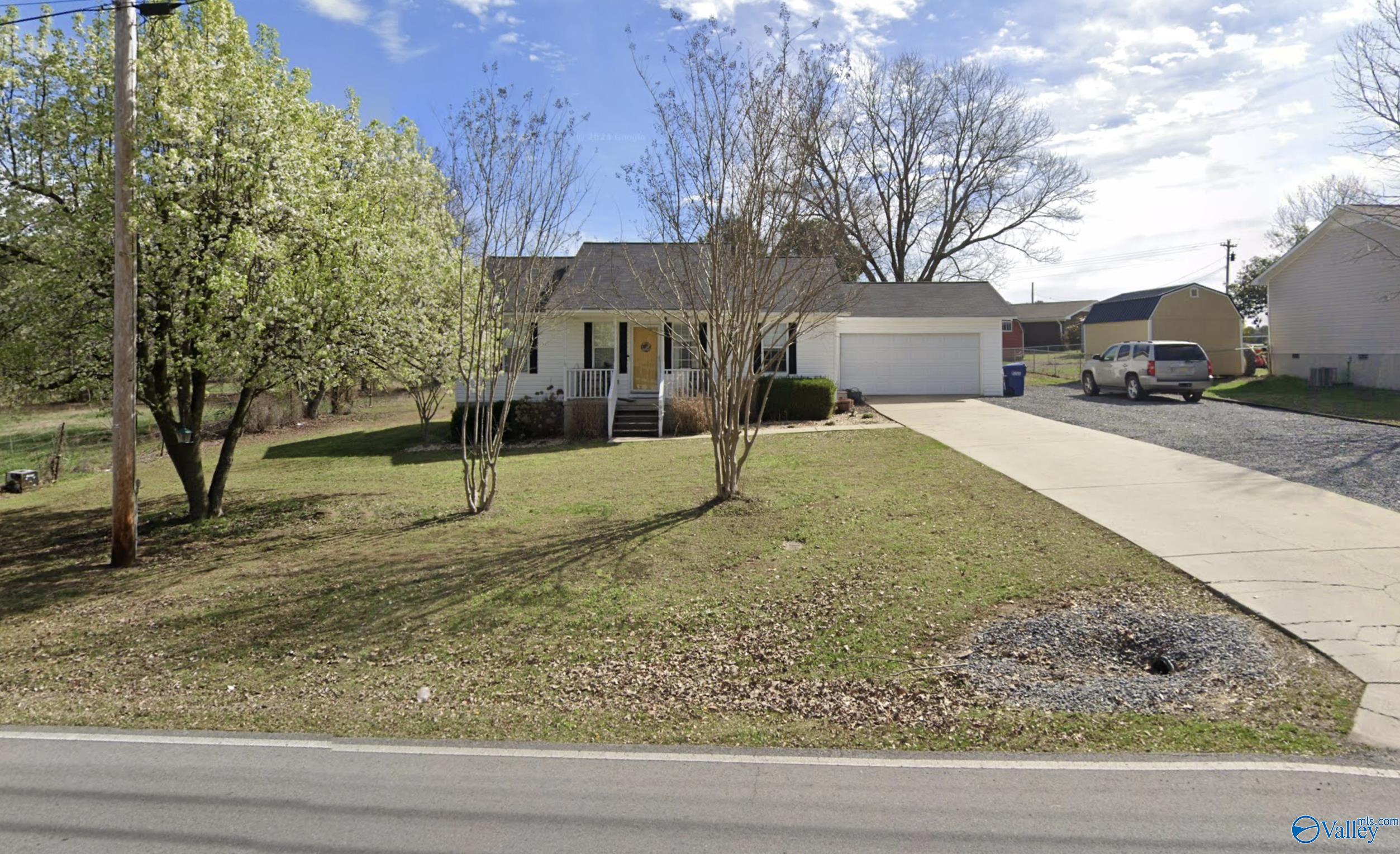 930 South Edmondson Street, Albertville, Alabama image 1