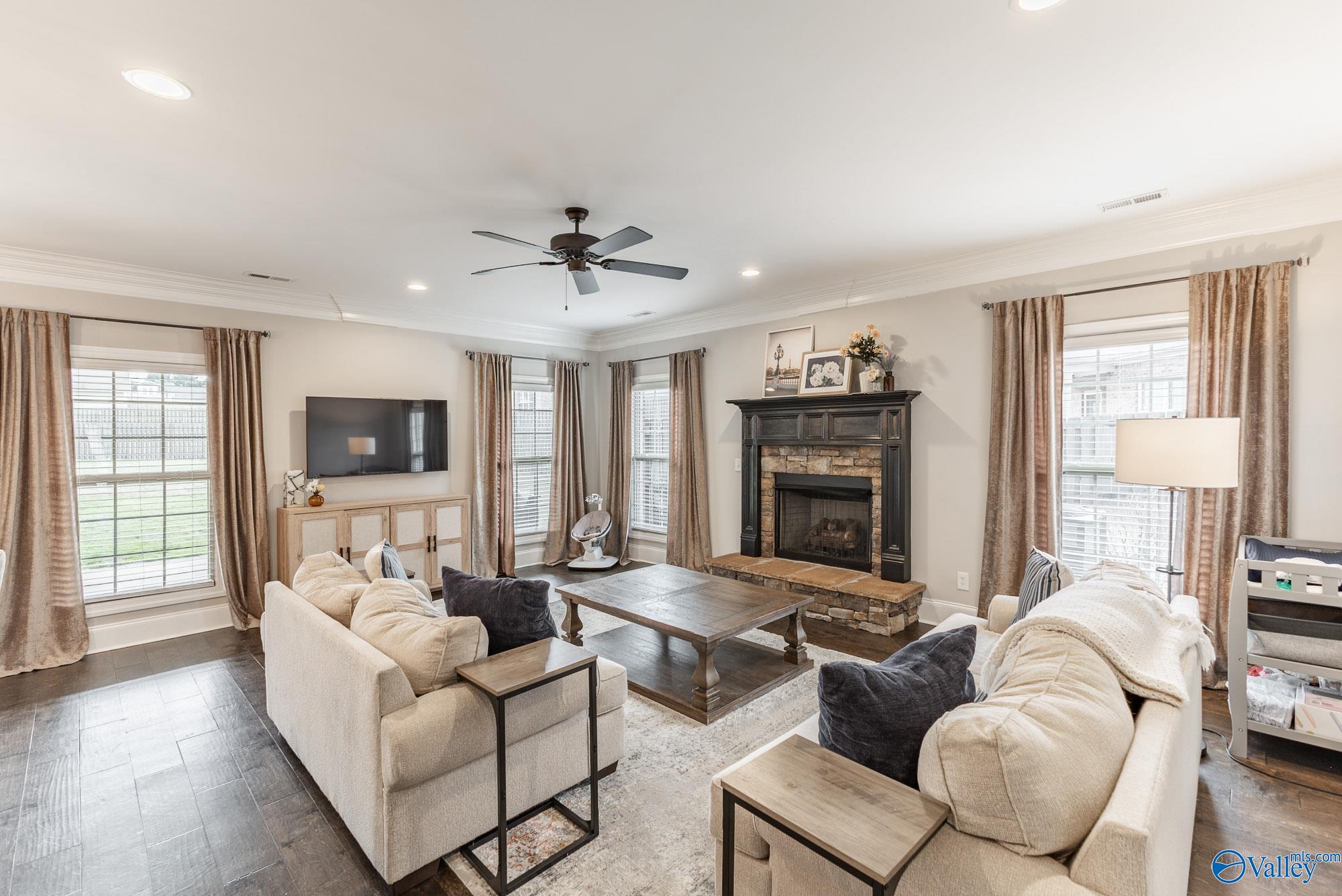 9001 Nellie Cork Place, Owens Cross Roads, Alabama image 11