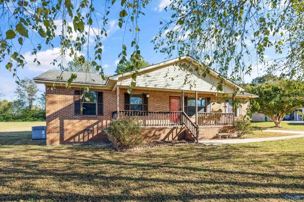 21649 LOVELL LN, ELKMONT, AL 35620 - Image e1decbff76934e9aedf2ece80711f612/4125309925