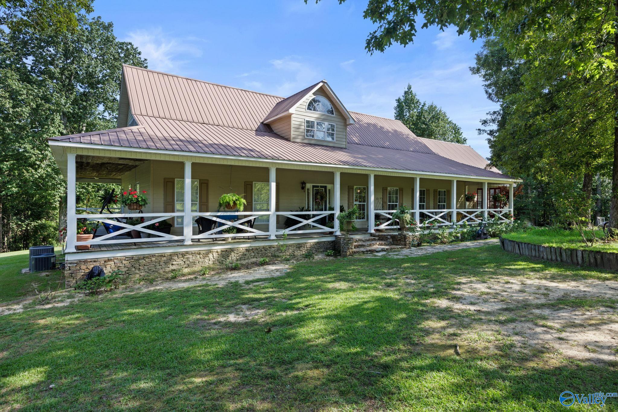 924 County Road 1193, Vinemont, Alabama image 2