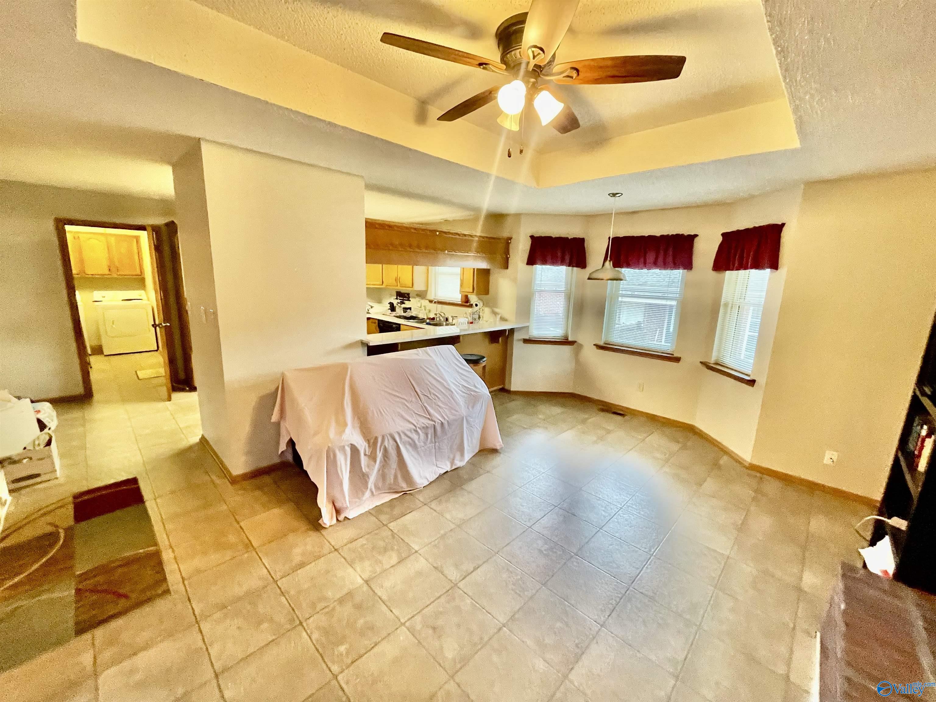 2604 Carlsbad Drive