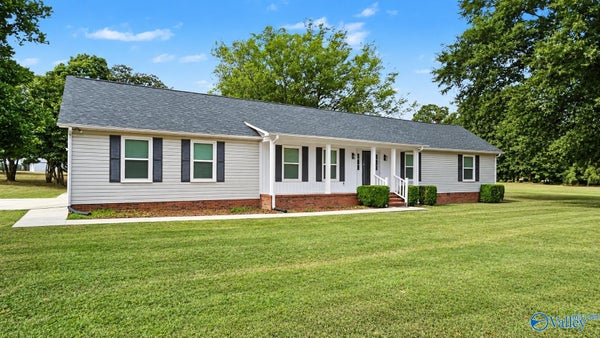 16341 LUCAS FERRY RD, ATHENS, AL 35611 - Image e2498030e371ef51bec4c145c3fbf28a/2482617524