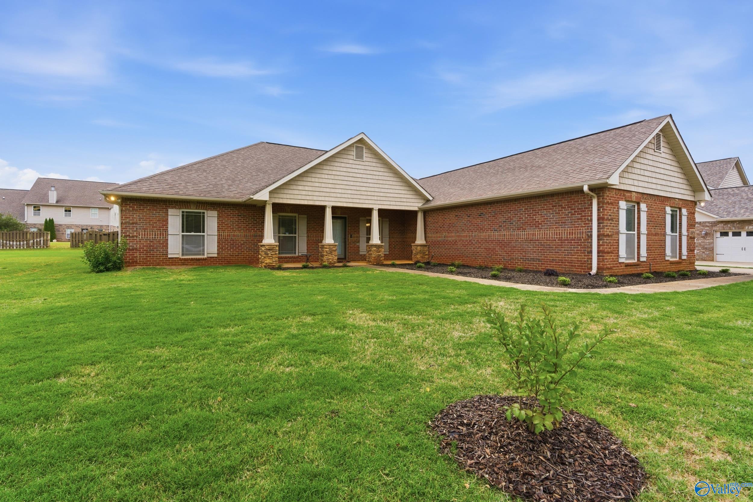 109 Harbor Glen Drive SW