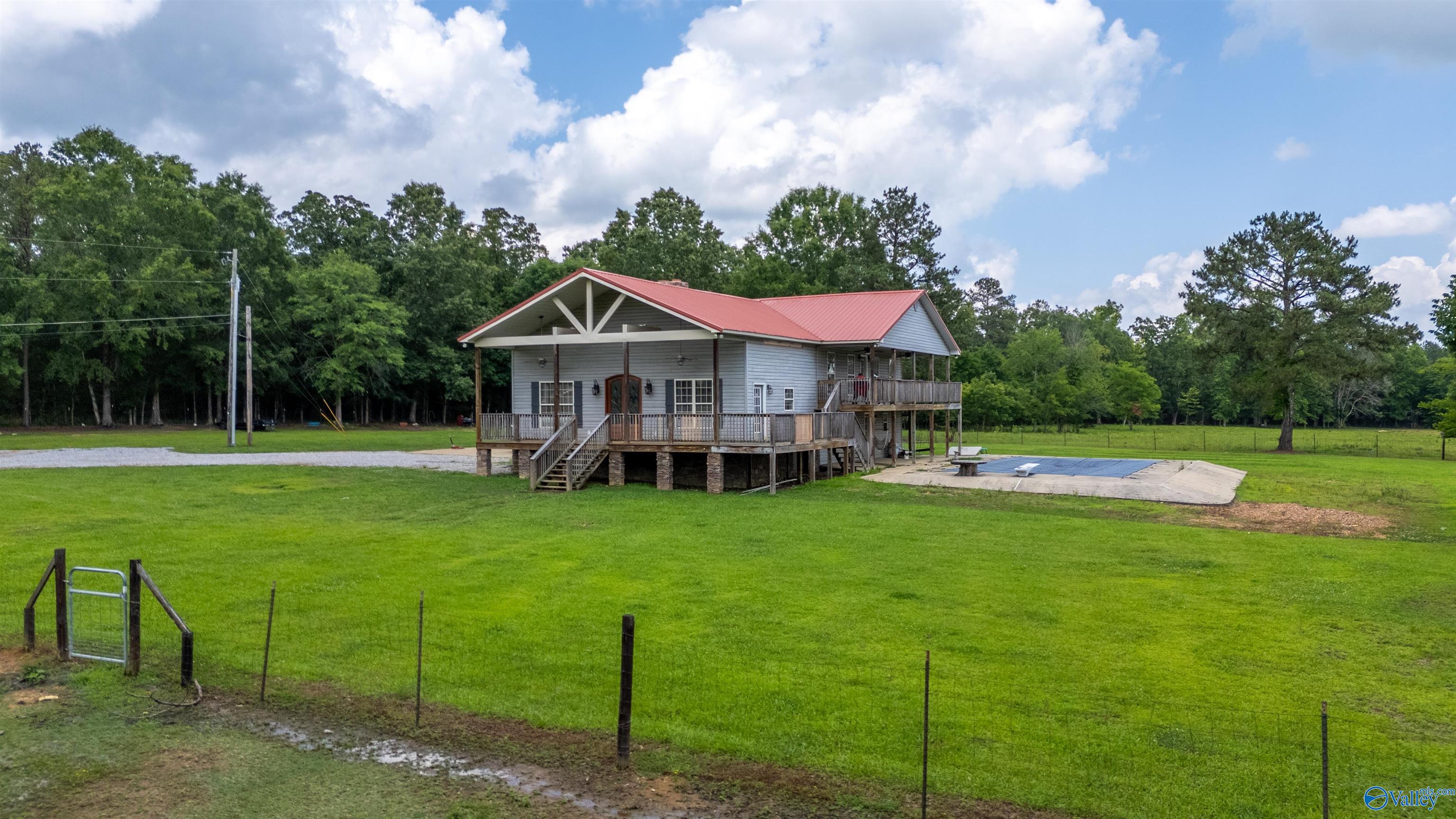 1357 Canoe Creek Road, Rainbow City, Alabama image 46