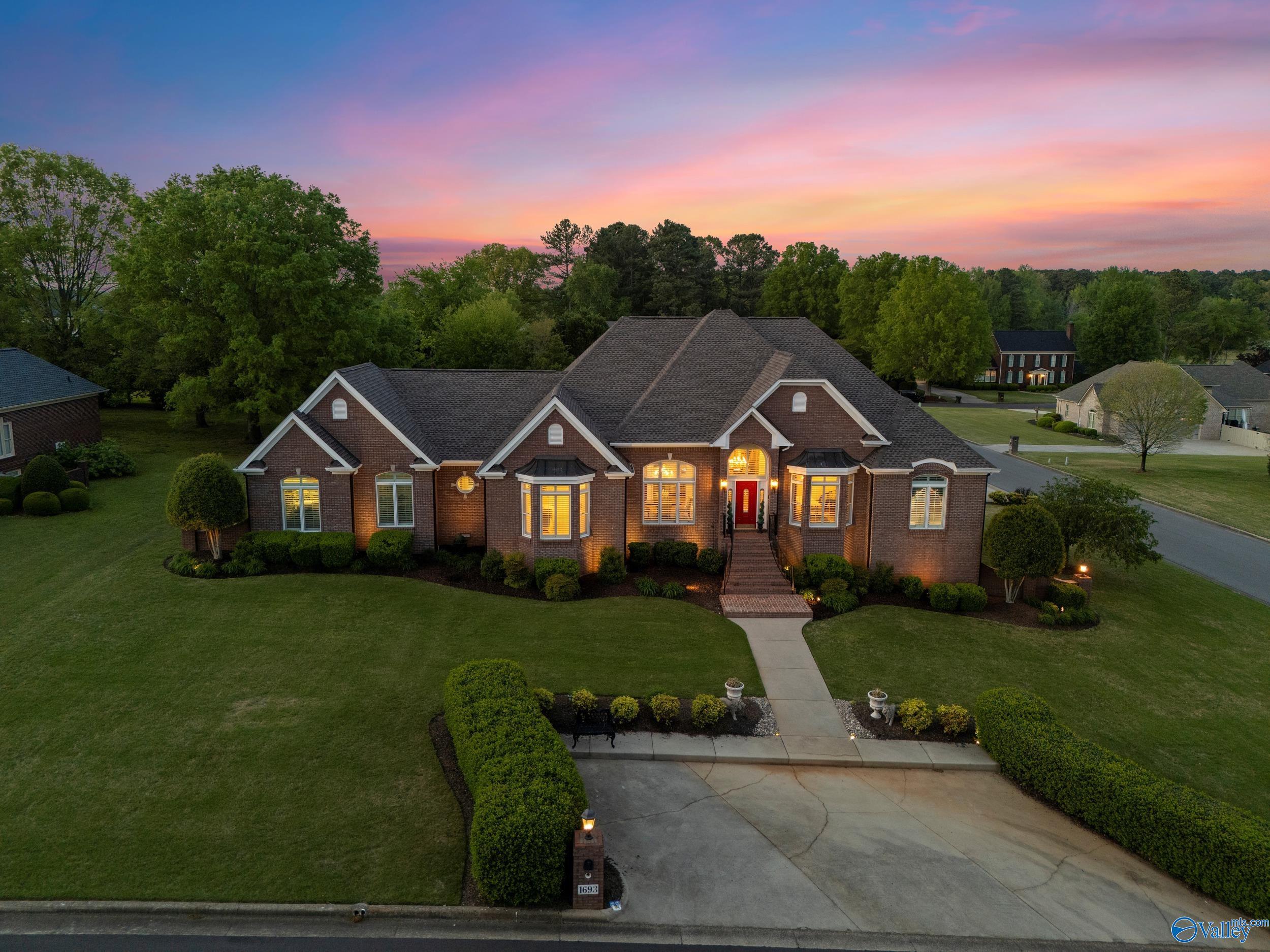 1693 Squire Run, Athens, Alabama image 1