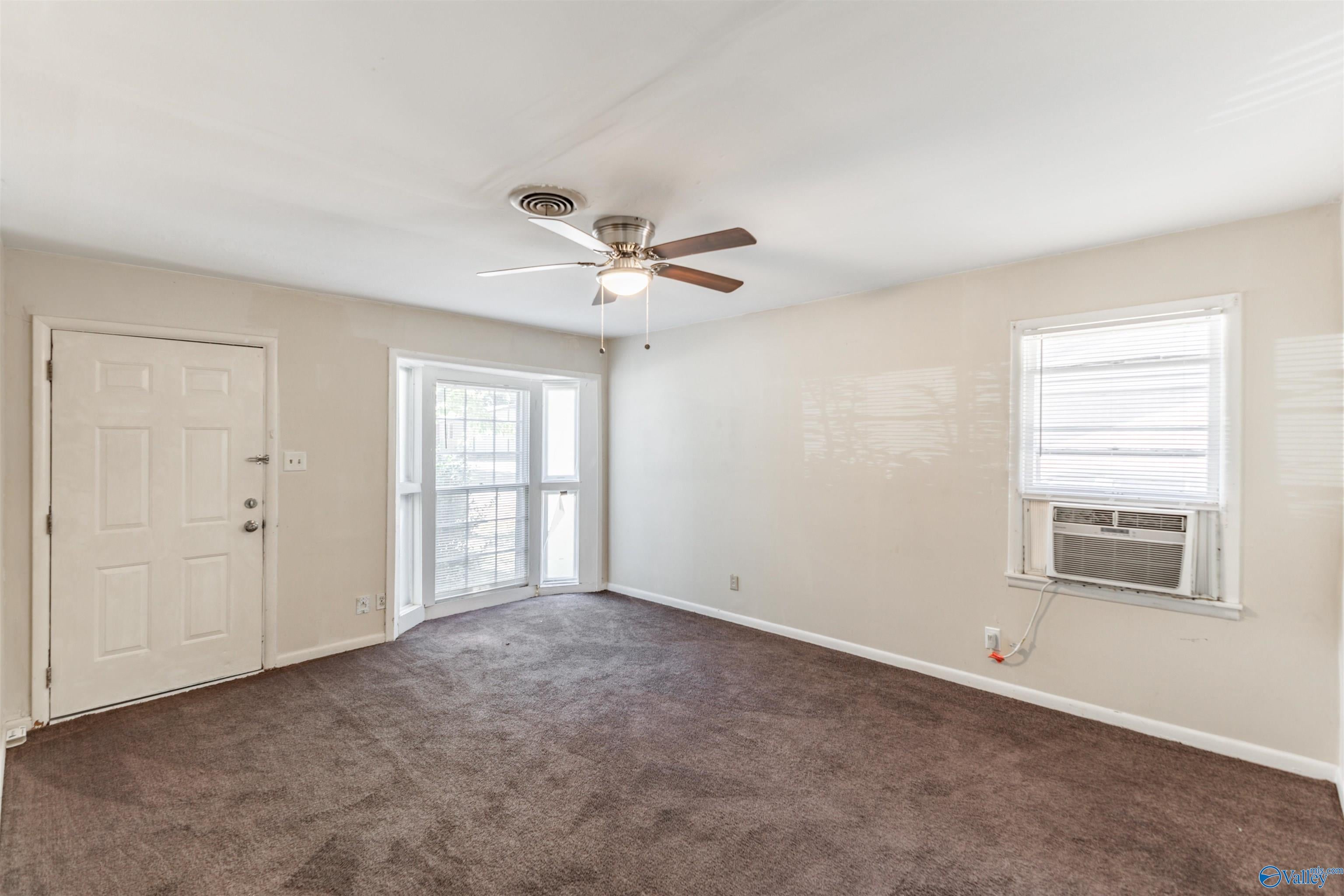 626 Kennan Road NW