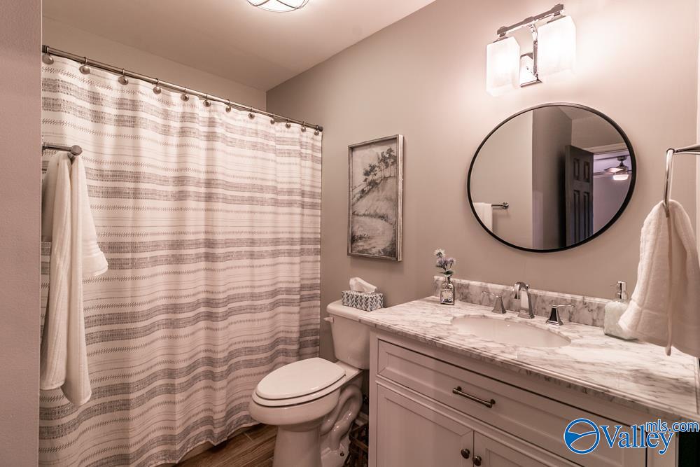 Huntsville, Alabama 35801, United States, 2 Bedrooms Bedrooms, ,2 BathroomsBathrooms,Residential,Active,148681