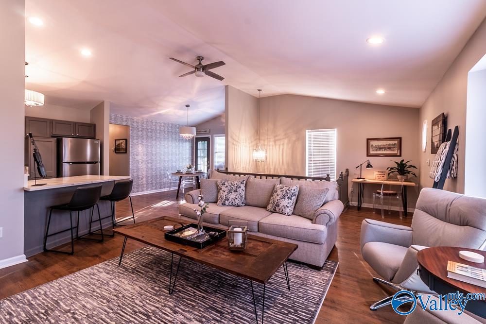 Huntsville, Alabama 35801, United States, 2 Bedrooms Bedrooms, ,2 BathroomsBathrooms,Residential,Active,148681