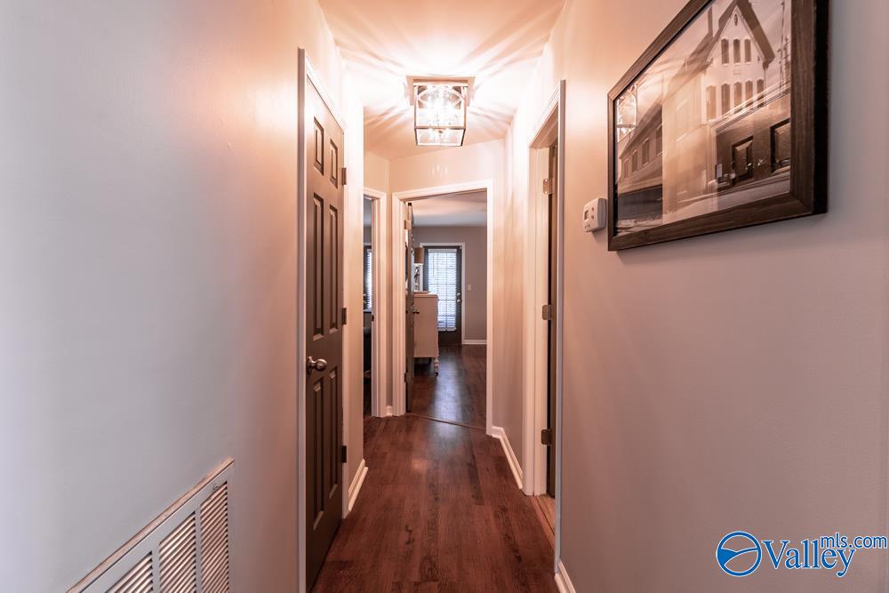 Huntsville, Alabama 35801, United States, 2 Bedrooms Bedrooms, ,2 BathroomsBathrooms,Residential,Active,148681