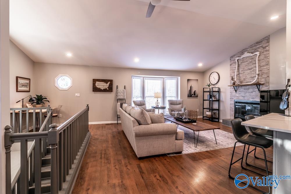 Huntsville, Alabama 35801, United States, 2 Bedrooms Bedrooms, ,2 BathroomsBathrooms,Residential,Active,148681