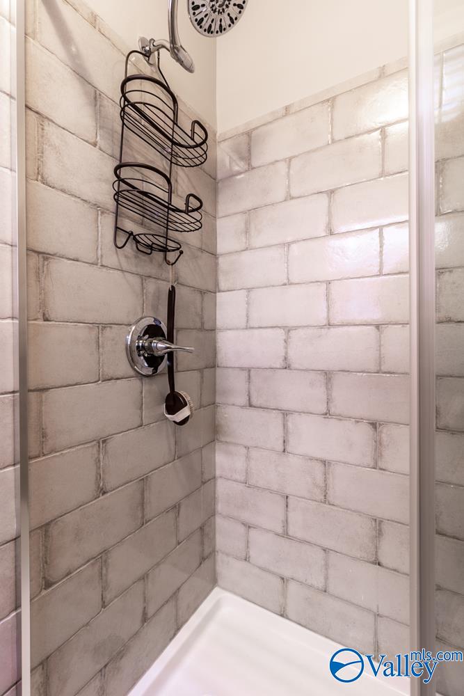 Huntsville, Alabama 35801, United States, 2 Bedrooms Bedrooms, ,2 BathroomsBathrooms,Residential,Active,148681