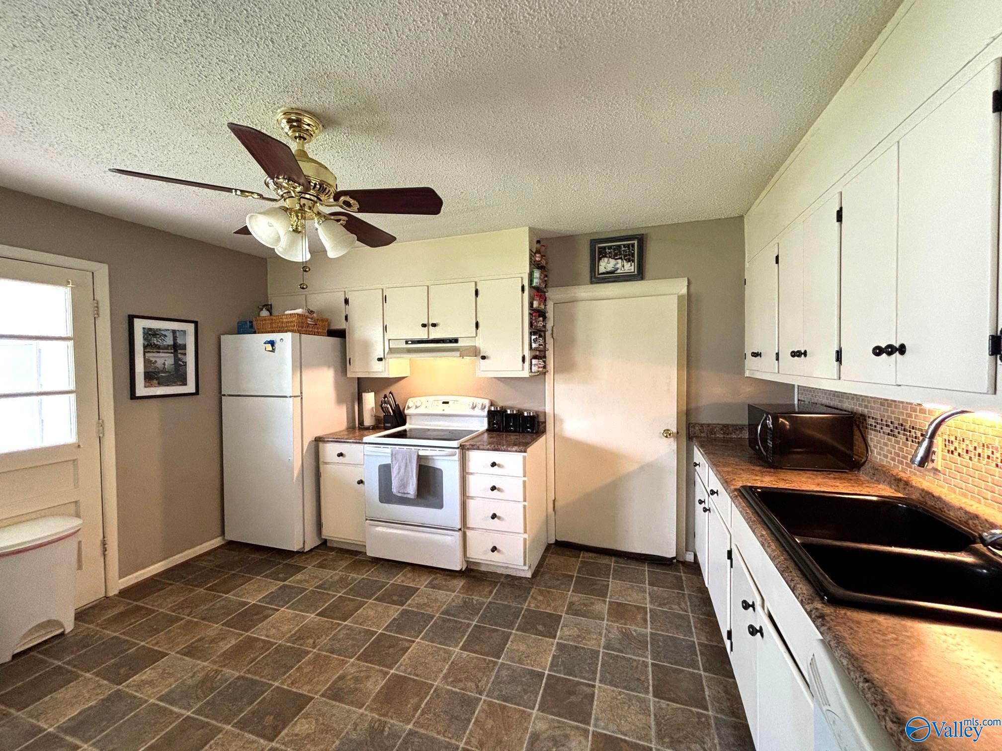 1300 7th Avenue, Athens, Alabama image 9