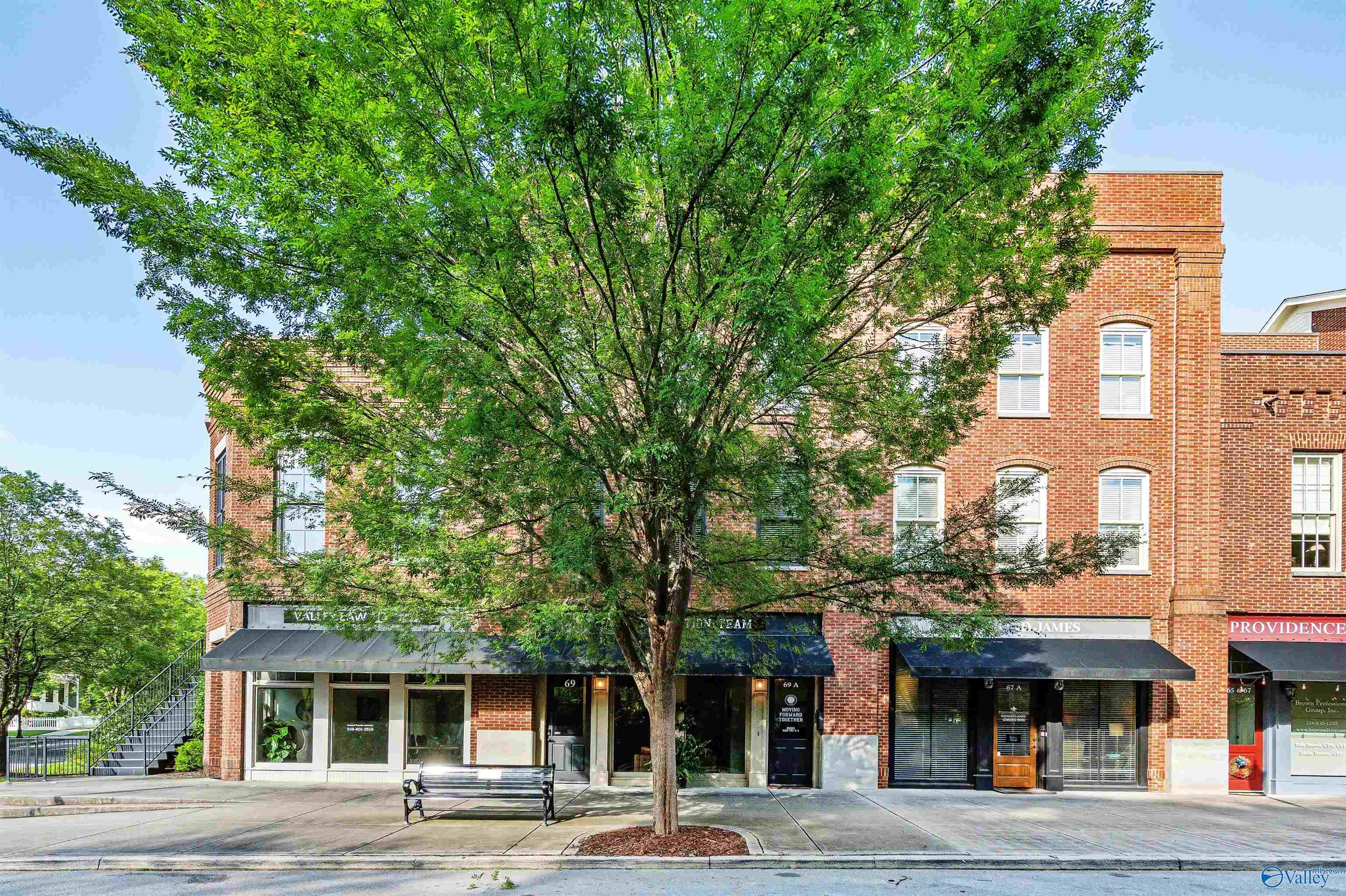 69 Town Center Drive, Huntsville, Alabama image 4