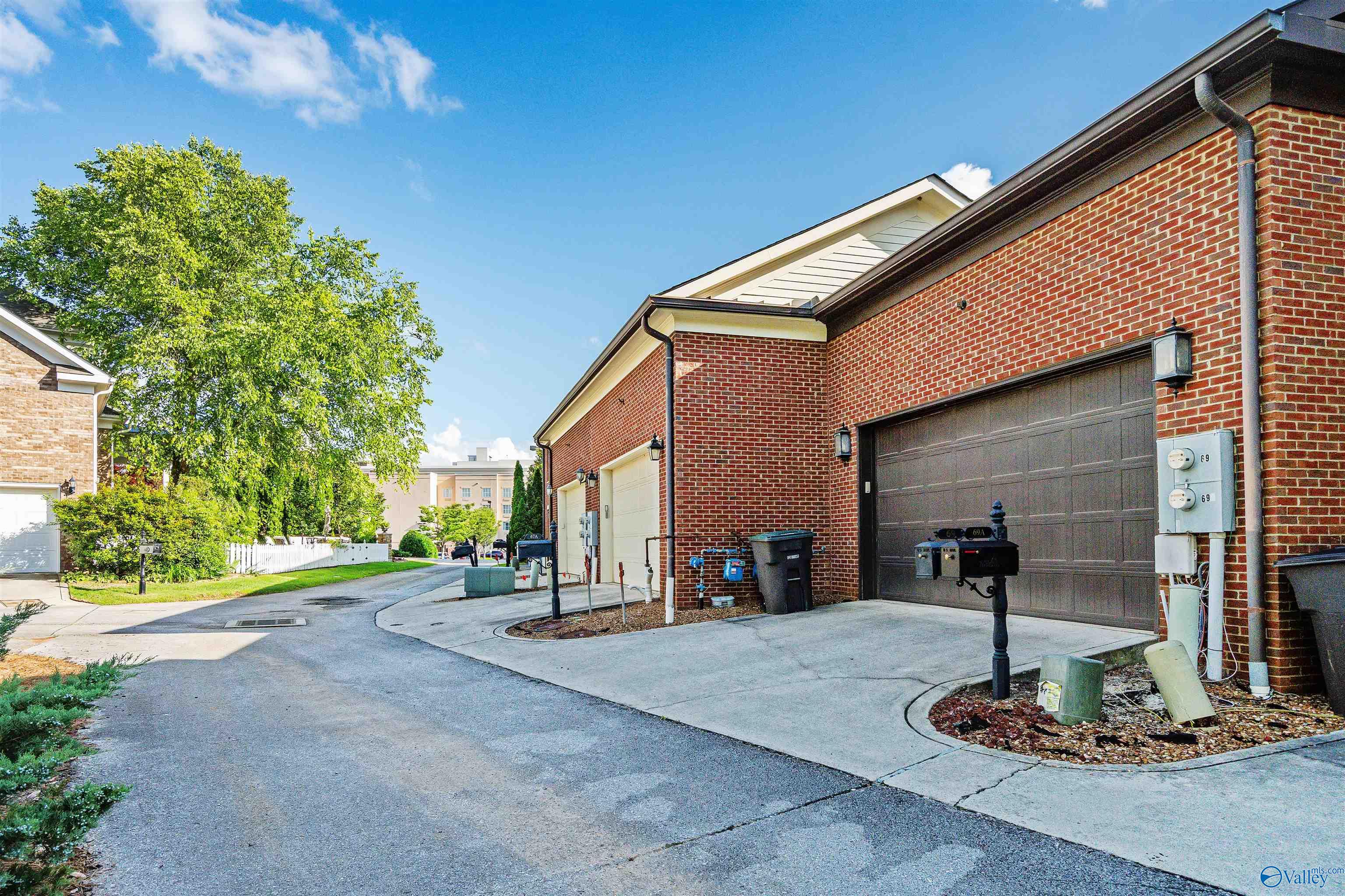 69 Town Center Drive, Huntsville, Alabama image 33