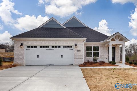 Homes For Sale - 21184 Lamb Avenue<br/> Athens, AL 35613