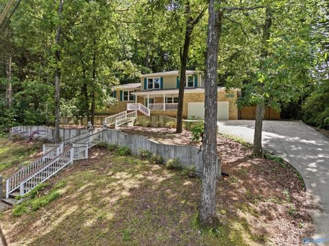 Homes For Sale - 3002 Barcody Road<br/> Huntsville, AL 35802