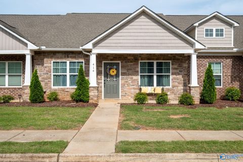 Townhouse For Sale - 414 Edgebrook Drive<br/> Madison, AL 35756