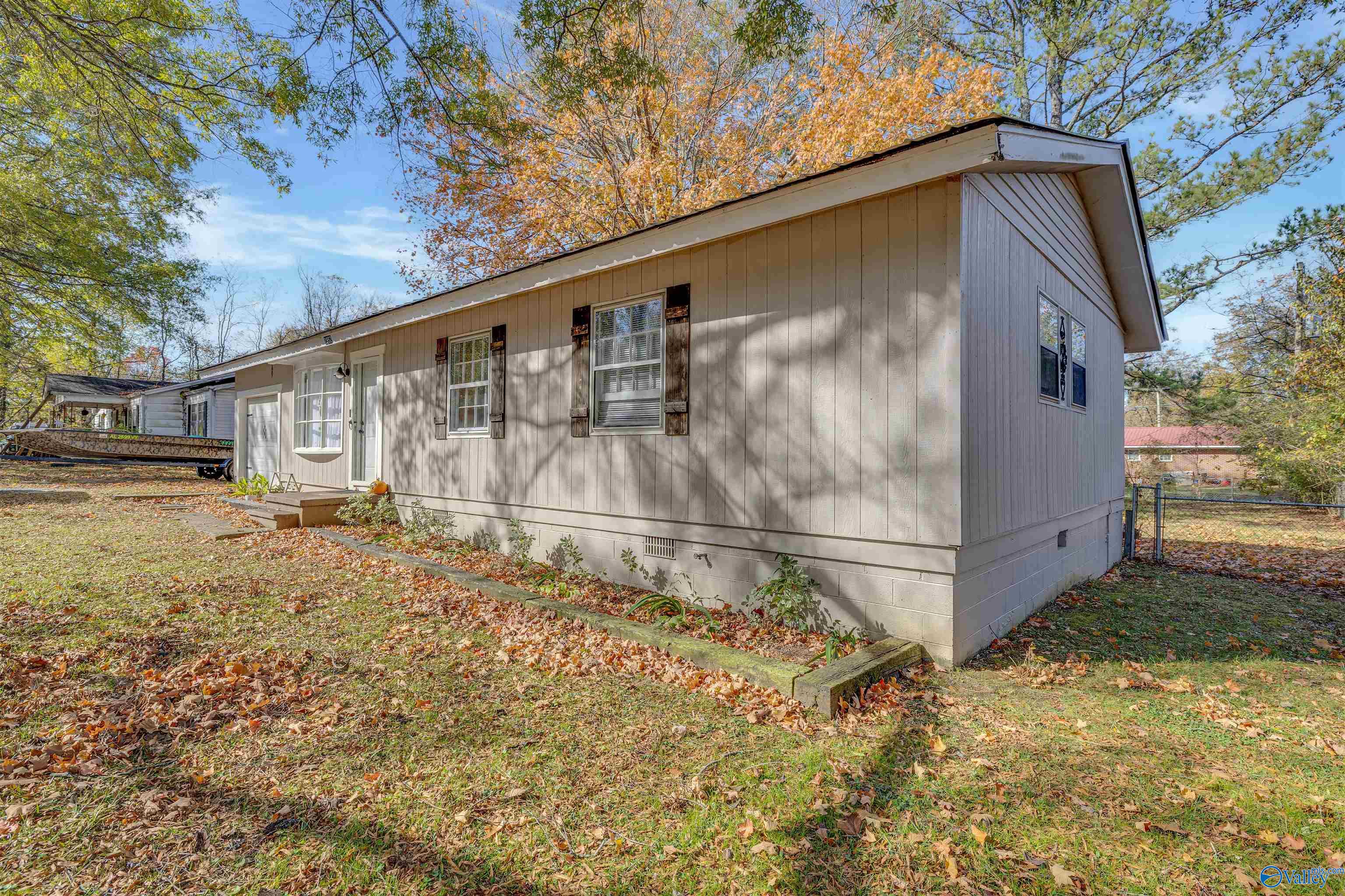 1952 Sanders Avenue, Fort Payne, Alabama image 4