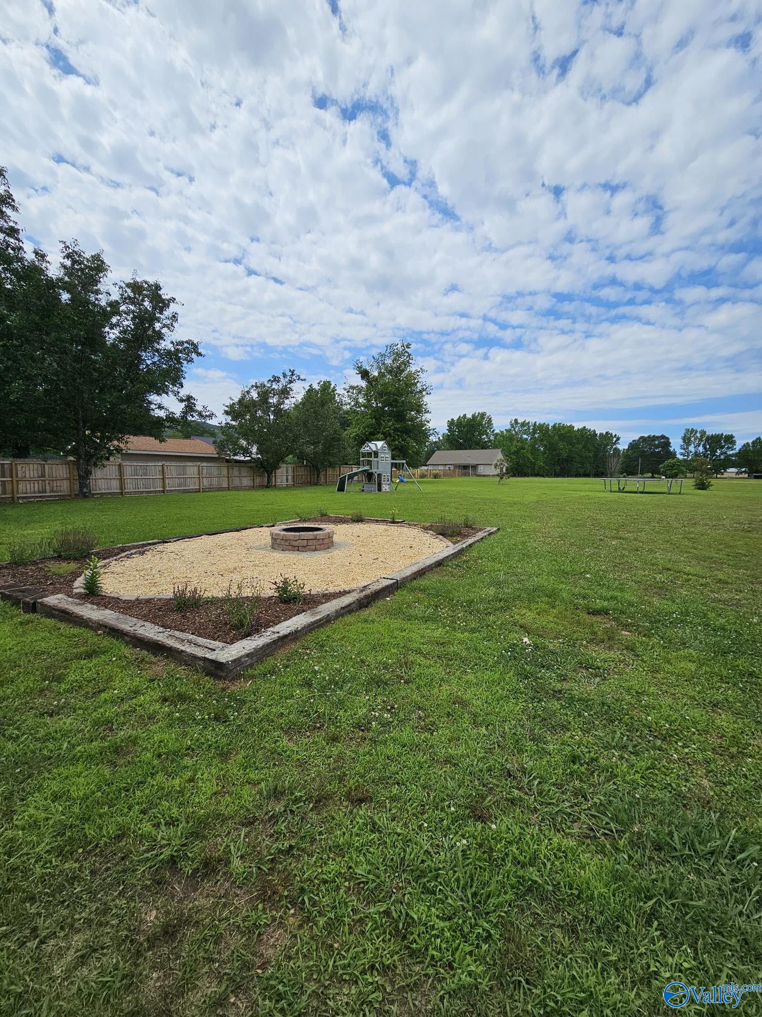 768 Knotty Walls Road, Owens Cross Roads, Alabama image 32