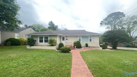 Homes For Rent - 1400 Mcclung Avenue<br/> Huntsville, AL 35801
